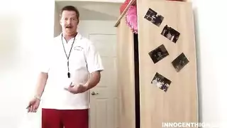لعق كامل للجسم: فعل لسان مكثف على الجلد