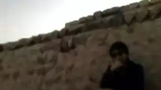 أول ظهور صريح: ملاك الظلام يستقبل عدة أعضاء ذكرية أمام الكاميرا