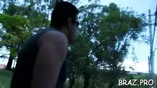 تمديد مهبل كالعذراء في إباحية