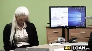 نيك قوي على المكتب مع شقراء ممتلئة الجسم