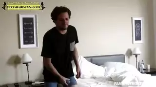 أم ناضجة تمارس الجنس بقوة من أجل المتعة
