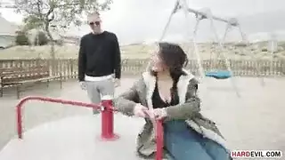 نيك دخلت الوب الضخم بل كس الضيق