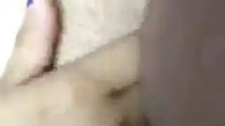 بيستياليتي إكس إكس إكس: سائل الحصان المنوي يتدفق إلى مهبلها