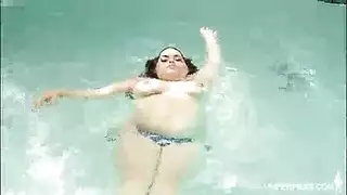 دفعات إباحية بقوة خام