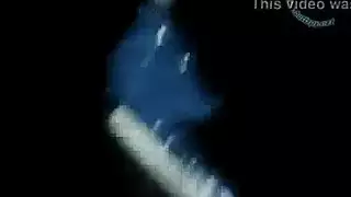 الج المؤلم يجعلها تبكي من المتعة