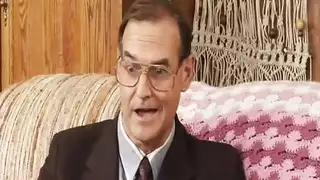فتاة جنوب سودانية مؤخرة كبيرة تشارك في فعل إيلاج مزدوج