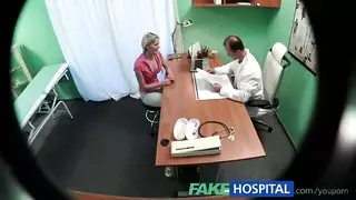 أوامر الطبيب: انحني لفحص شرجي مكثف