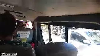 لا تستطيع مقاومة تذوق كسها المثير
