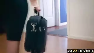 عنتيل جزاءري يصور زوجته و هو ينيك فيها