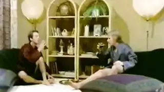 مترجم عربي يأخذ راهبات إلى جنة الجنس