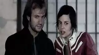 عاهرة شابة تتوسل لقضيب سلحفاة في فيلم وحشية
