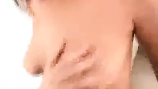 مرح قذر في المزرعة مع نساء ناضجات مقنعات ومثيرة