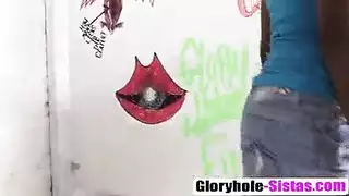 مثقوب الهرة طوق