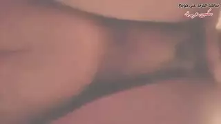 ربة منزل ممتلئة تخضع لاختراق مزدوج من زوجها