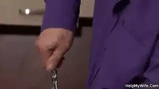 سلفي إكس إكس إكس: رجل محافظ يجنح للجامح