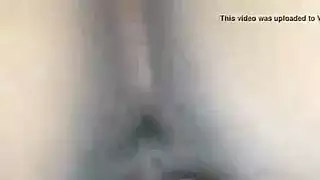 بورنو كاميرا لمتحول: مبلل تمامًا ويتوسل للزبر