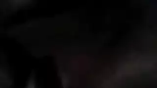 مص بي بي سي بينما كان يلعب ألعاب الفيديو