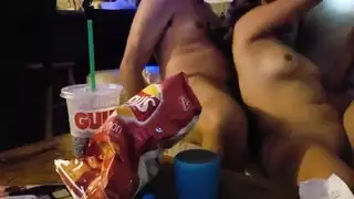 فتات تتنيك في زواجها قبل زوجها