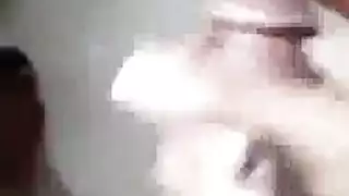 سكس يجلب أخته وصديقه ثلاثي