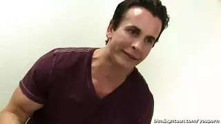 شرجي صريح: أمضي الليل في بابها الخلفي