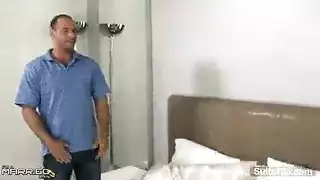 اتنين رجال وامرأة