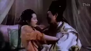 عرض مص قضيب علني
