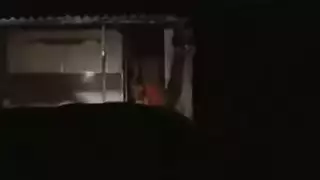 كاميرا تجسس تلتقط جنس علني خام للاستخدام الخاص