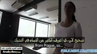 رسام شهواني ومستأجرة مثيرة في حركة إباحية صريحة وقاسية