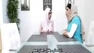 ثنائي محرم: مايا خليفة وأمها في مشهد شرجي صريح