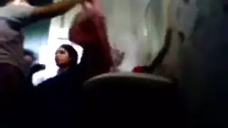 لقاء محرم: زوجة غير مخلصة في الحمام