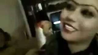 فتاة عسكرية تتعرض للجماع التدريبي من زميلها الجندي