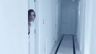 تستحم مع ابن زوجها