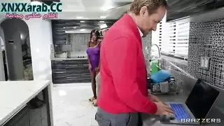 مهووس بتلك المؤخرة السوداء الكبيرة