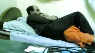 جلسة صريحة لزوجين مصريين: تركيز على الطيز والثدي