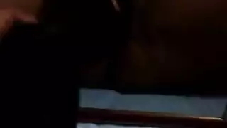 محرمات حظيرة المزرعة: رجل ينيك حمارًا بعمق