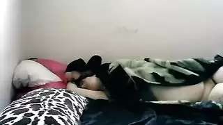 زوج يهج على زوجته وهي مع مثلي وتنتاك مدبلج عربي جديد ممتع