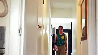 امه تقفشه بينيك اخته