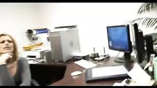 أبي الأشعث وصديقه المغرور في إباحية القذف على الوجه