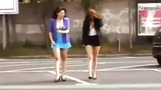 مراهقة اختصاب كس صغير