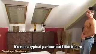 تدليك للإناث، وإذا كنت لا ترى ديك كبيرة وجعل الجنس معك