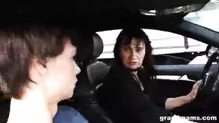 تعليم كيف تصلي الى هزة الجماع