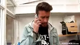 ثريصوم مع صديقة الزوجة في جلسة جنسية مثلثة محمومة