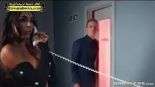 أمه تزوره السجن ونتاك من أصحابه