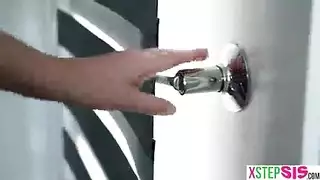 عجينة الكوكيز تُعجن إلى خيال إباحي