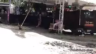 وجه فاحش في الهواء الطلق مع أجاثا السمراء الساخنة