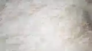 ثُلاثي جنسي ثنائي مشبع بالبخار: زوجان هاويان يمارسان الجنس والمص من أجل المتعة