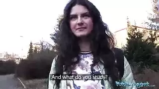 الجنس في الليل مع العاهرة الجيران