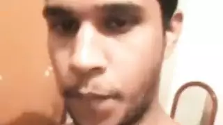 الدب الوسيم يمارس الجنس بقسوة مع عاهرة مكتبه