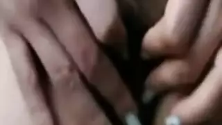 المال يتكلم على هذا المركز الإباحي المجاني