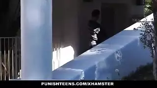 لعنة قضيب الوحش: بورن دسار عنيف